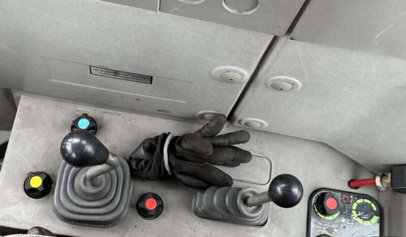 
								Used 1998 Fendt Favorit 512C full									